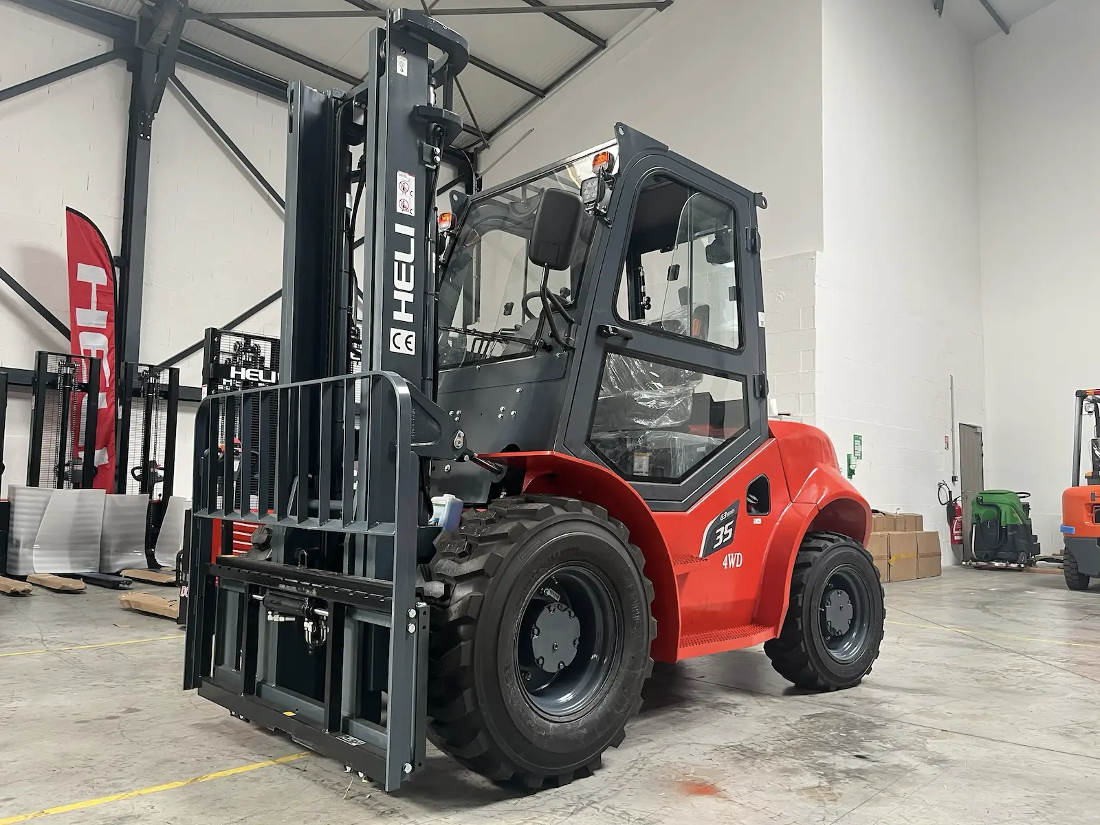 Heli G3 IC 2-5t Rough Terrain Forklift Truck - Image 2